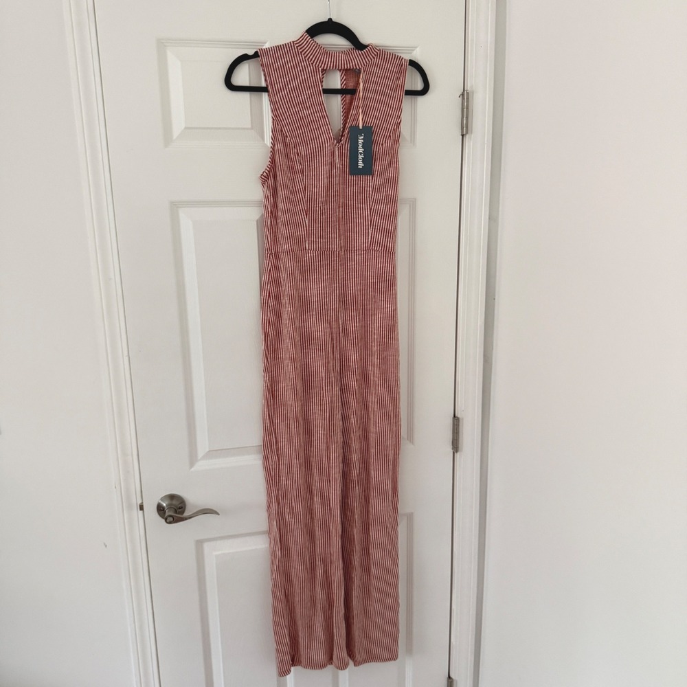 ModCloth Striped Jumpsuit Sleeveless Red White Casual‎ NWT Stripe Print Cutout S